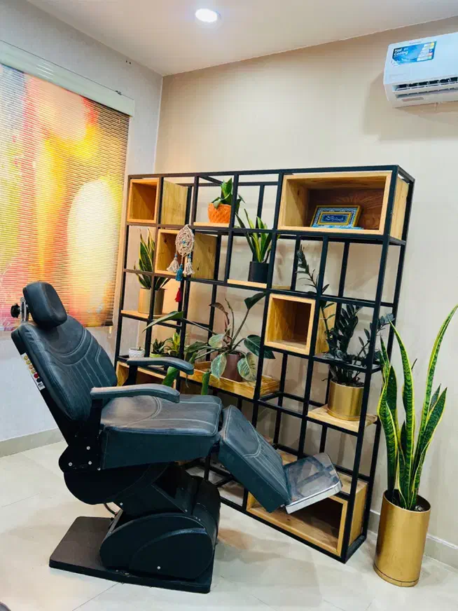 صندلی برقی|آرایشگاه و سالنهای زیبایی|بوشهر, |دیوار