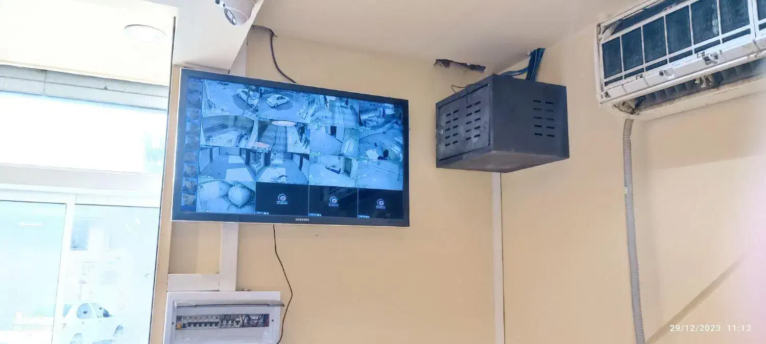 نصاب دوربین مداربسته ، برق کار ، نصب دزدگیر منزل|دوربین مداربسته|نیشابور, پاستور|دیوار