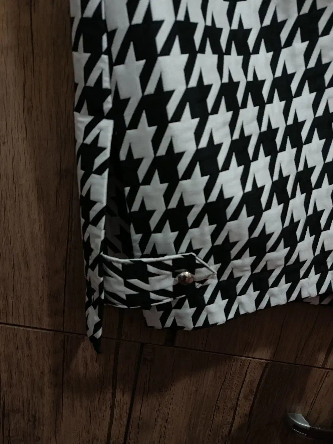 وست پاییزه|لباس|ورامین, ورامین|دیوار