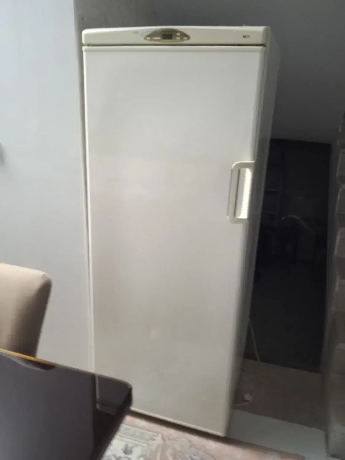 یک عدد فریزر بفروش میرسد.|یخچال و فریزر|شاهینشهر, شهرک میلاد|دیوار