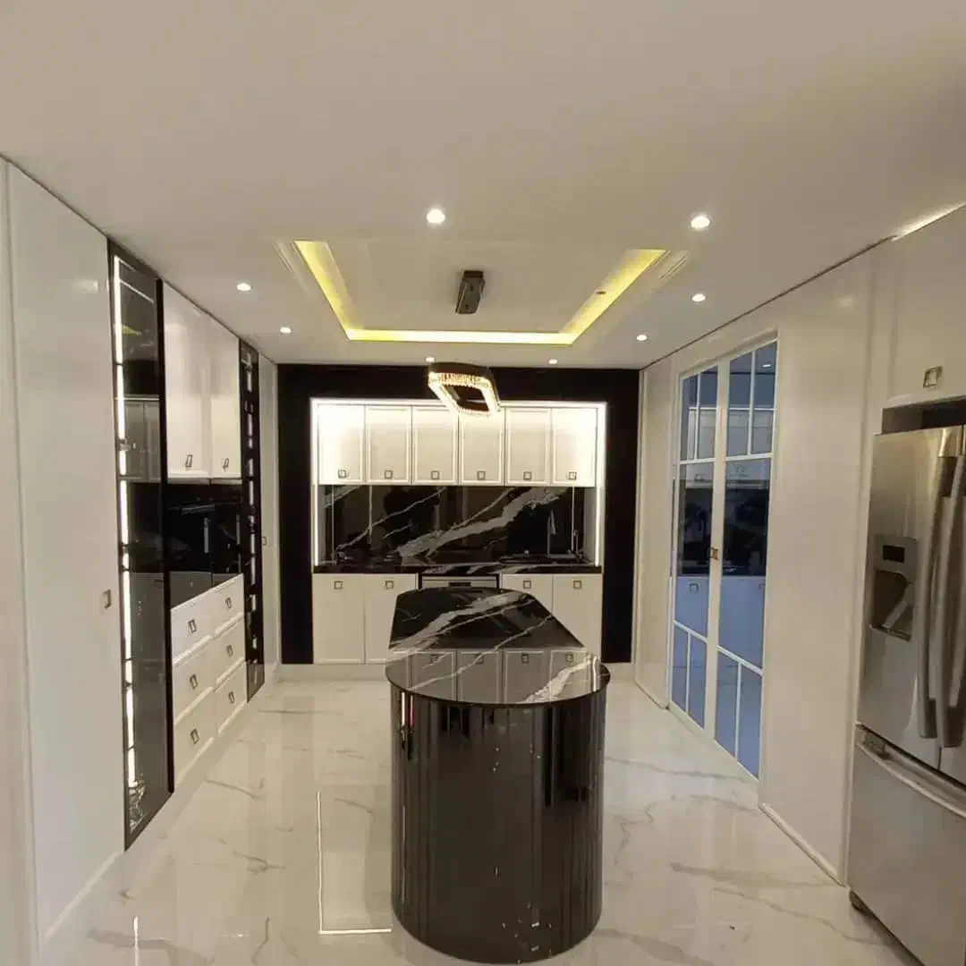 نصاب حرفه ای کابینت و کمد دیواری|خدمات پیشه و مهارت|اردبیل, |دیوار