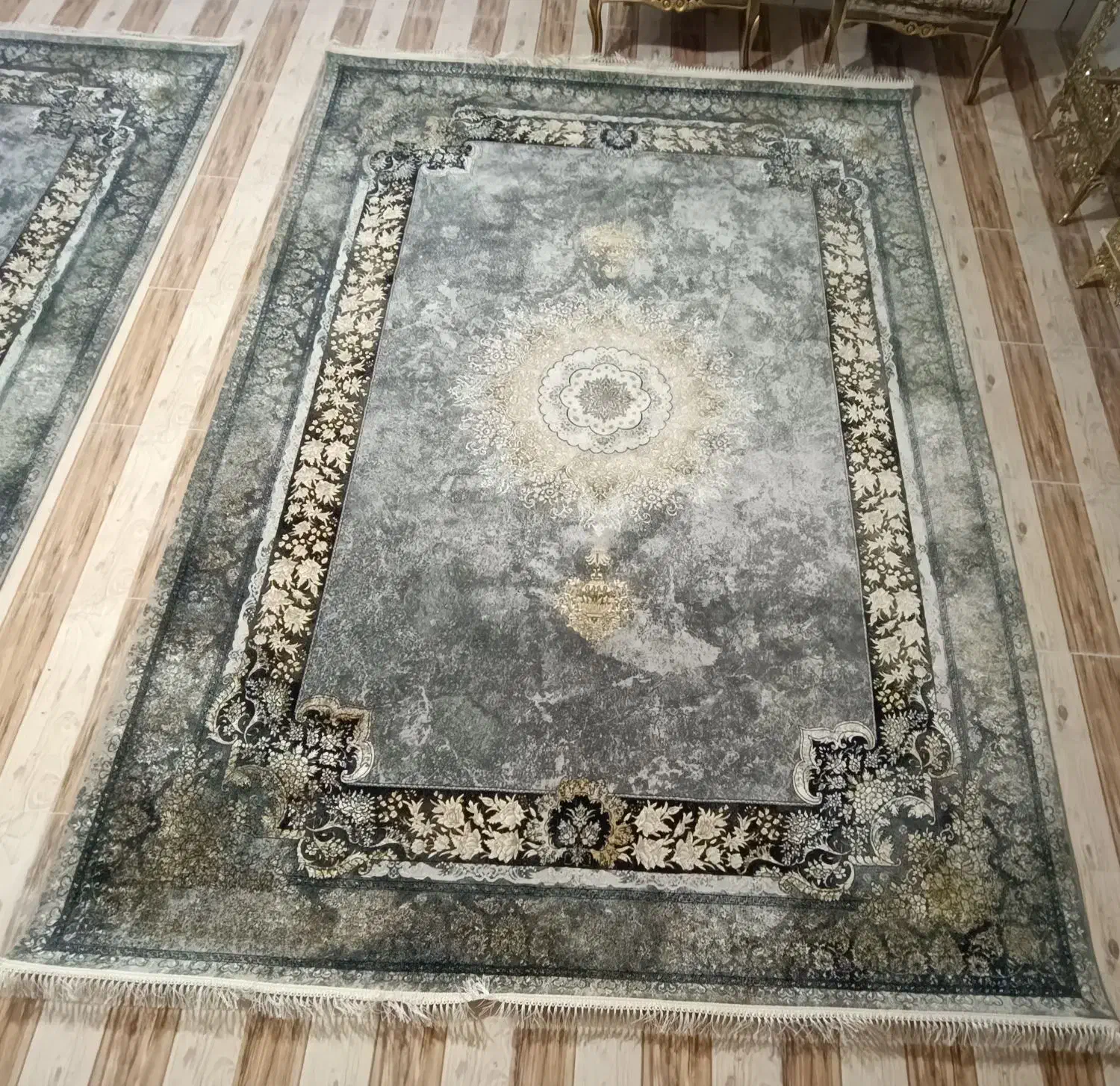 فرش بیکران کاشان|فرش|الیگودرز, |دیوار