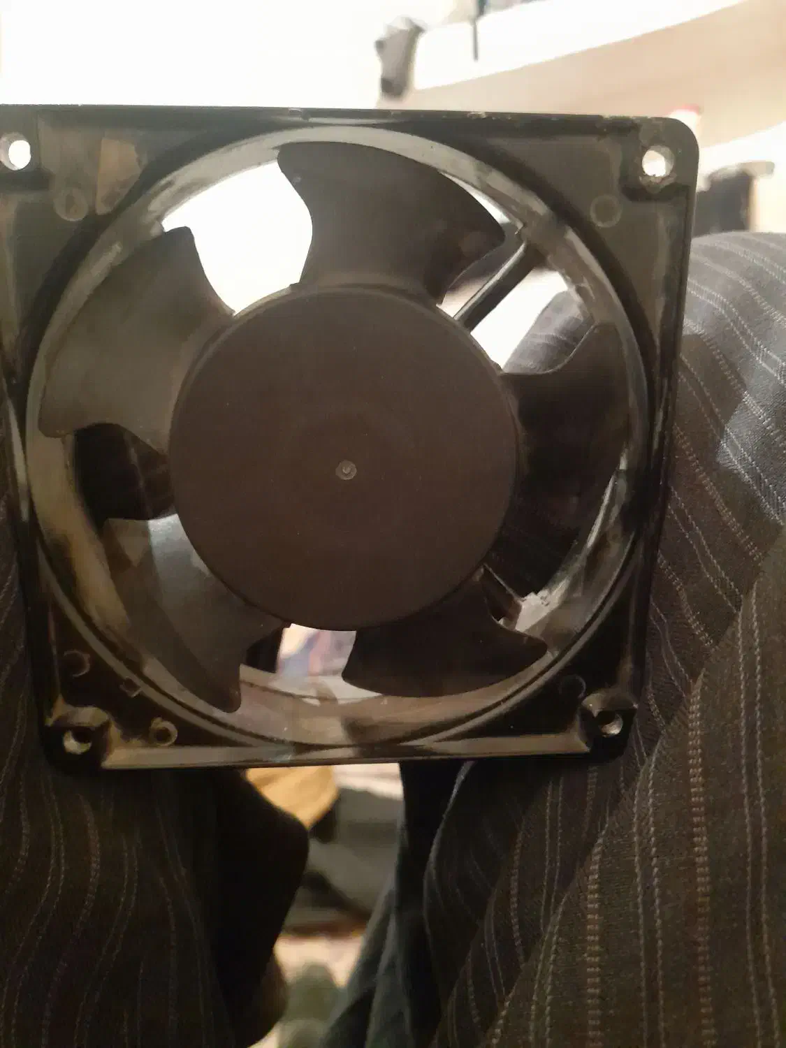 فن نو|پنکه و تصفیه‌کنندهٔ هوا|کرمان, |دیوار