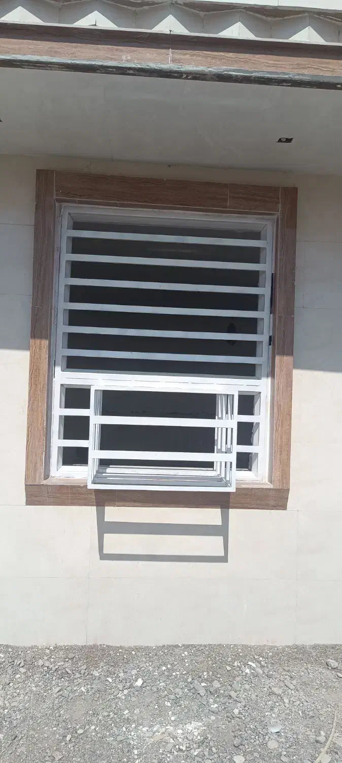 رنگ آمیزی درب و پنجره|خدمات پیشه و مهارت|بلوک, |دیوار