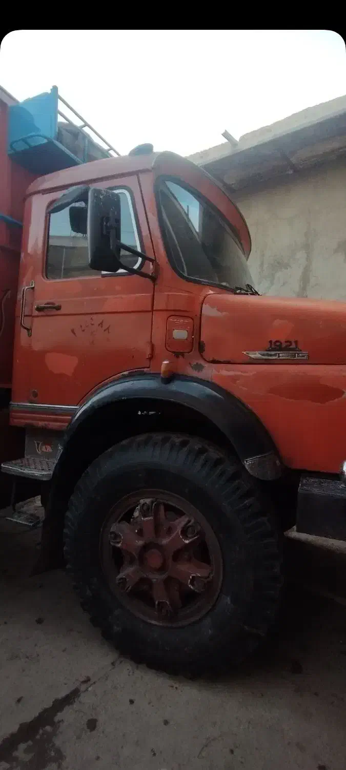 نیازمند راننده ی پایه یک|استخدام حمل و نقل|همدان, |دیوار