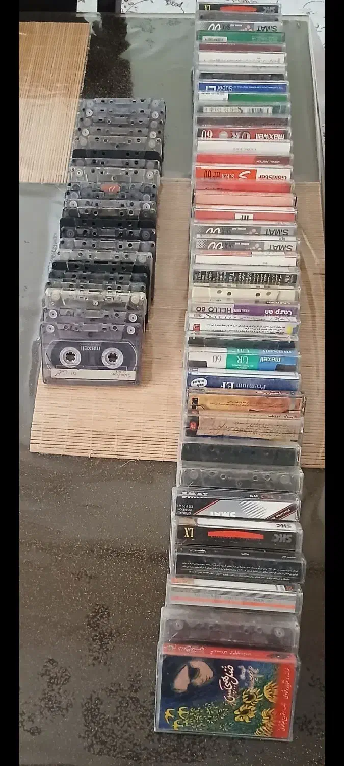 نوارکاست|کلکسیون و سرگرمی|شاهینشهر, عطار|دیوار