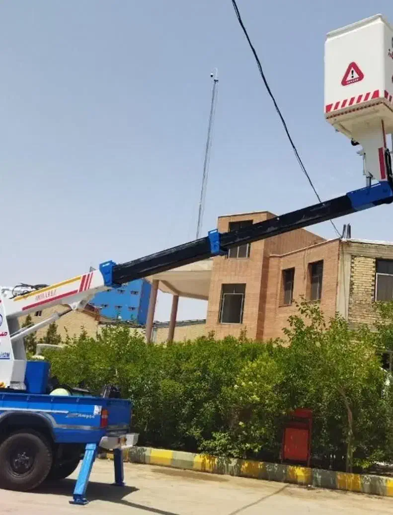 بالابر نیسانی ۱۲.۵ متری نو|ماشینآلات صنعتی|خمینیشهر, |دیوار