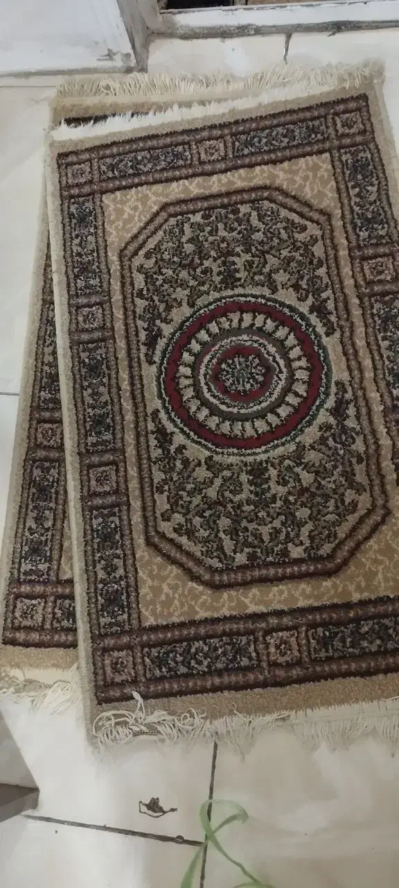 پادری فرشینه سایز ۵۰ در ۸۰ دوتا شکل هم|پادری|مشهد, الهیه|دیوار