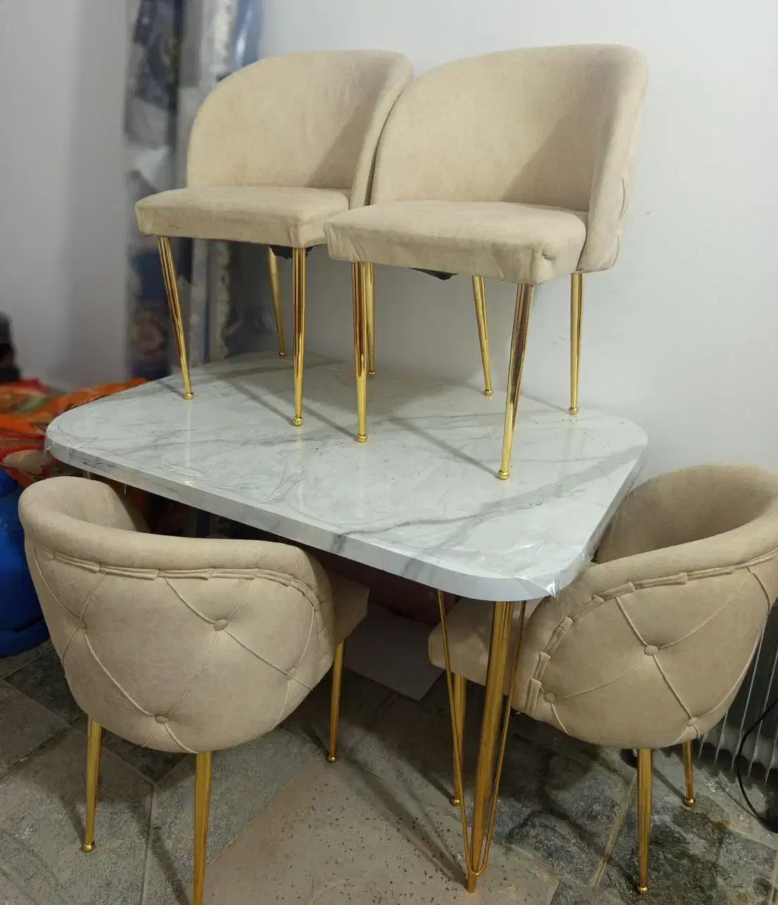 میز غذا خوری|میز و صندلی غذاخوری|نوشین شهر, |دیوار