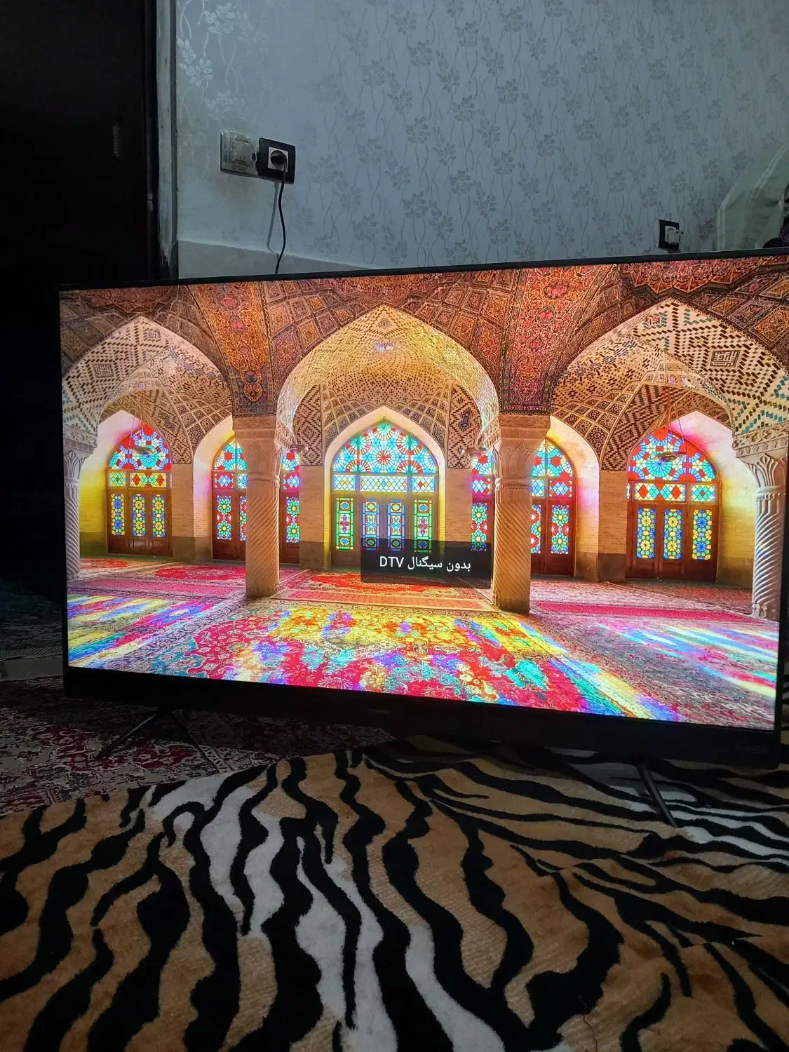 ال ای دی فورکی ایکس ویژن|تلویزیون و پروژکتور|بروجرد, |دیوار