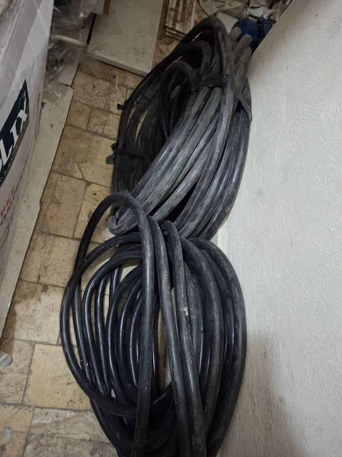 کابل افشان ۴در۲۵|مصالح و تجهیزات ساختمان|تهران, پرستار|دیوار