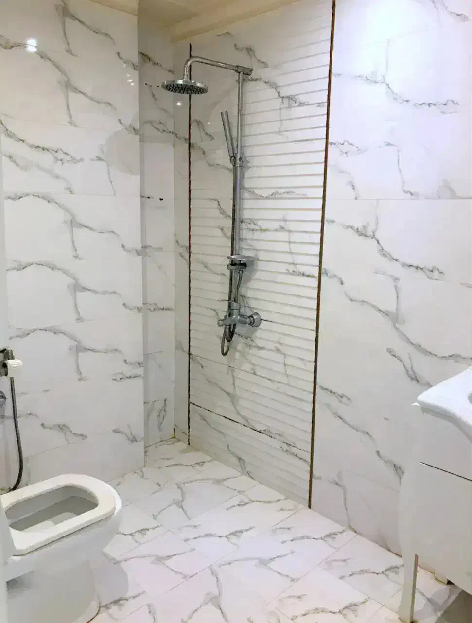 ۹۸ متر نوساز لوکس / جنت اباد شمالی طبقه۶