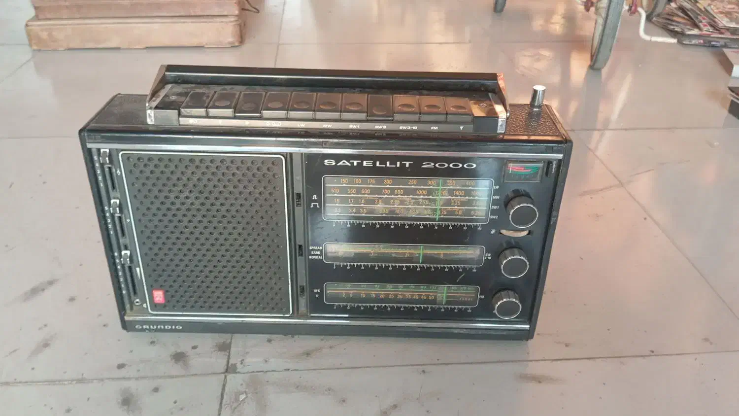 رادیو گروندیک 2000|کلکسیون اشیاء عتیقه|نسیمشهر, |دیوار