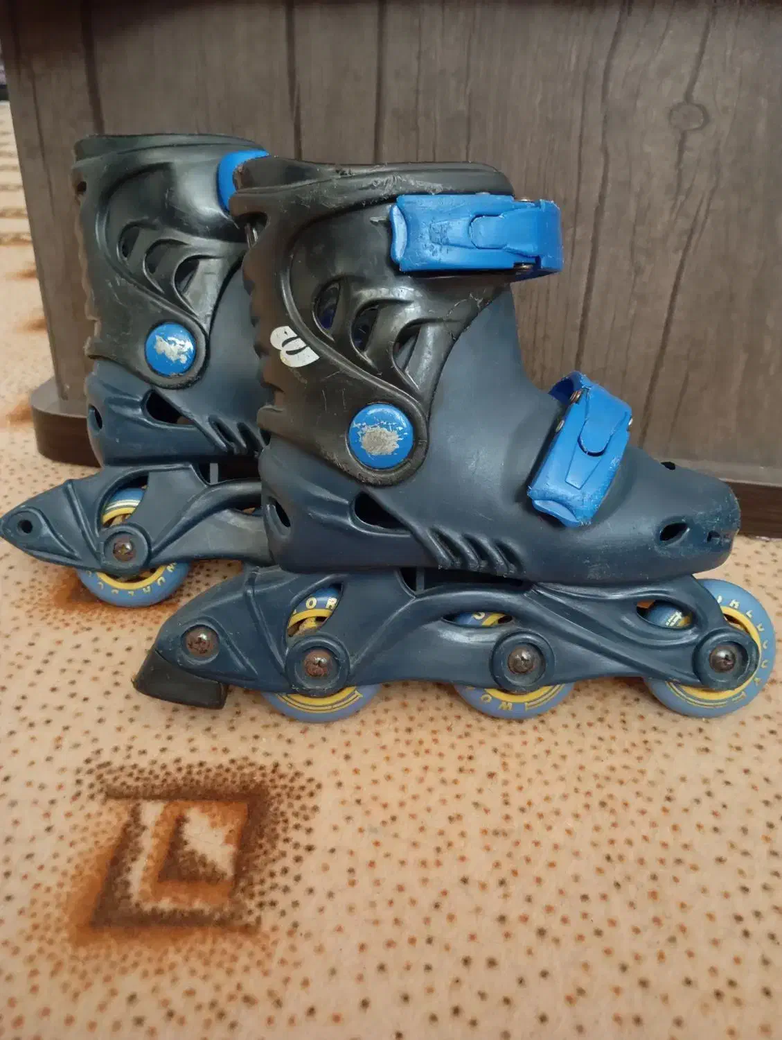 اسکیت و طبل کودک|دوچرخه، اسکیت، اسکوتر|شبستر, |دیوار