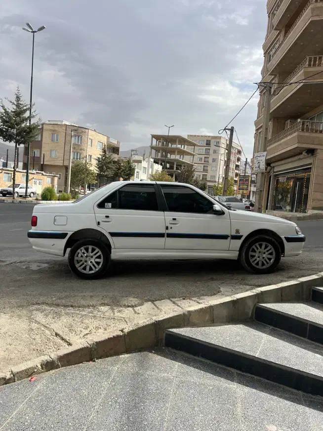 پژو پارس ۹۸|خودرو سواری و وانت|بانه, |دیوار