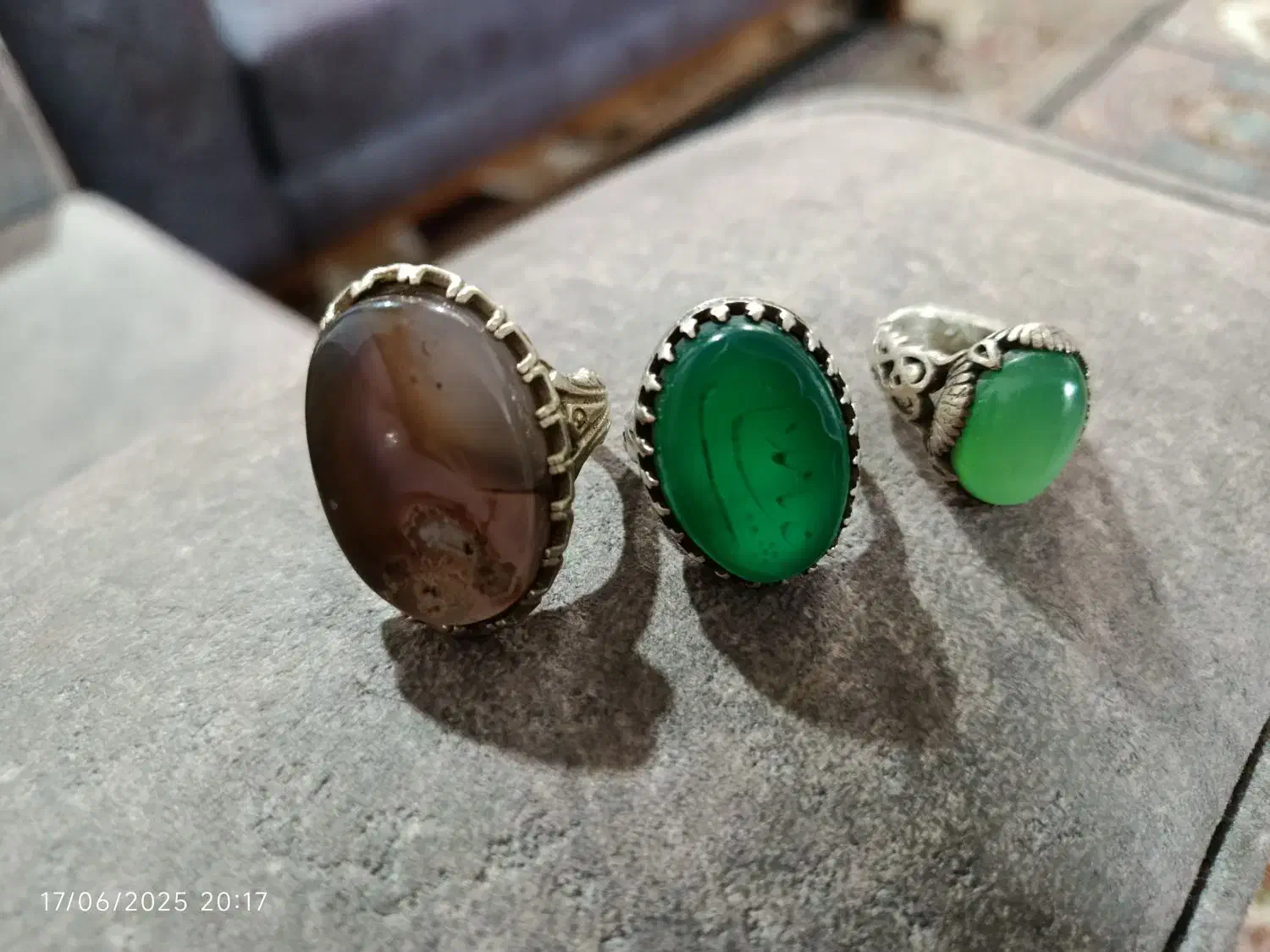 انگشتر زیبا و خوش دست|بدلیجات|ابریشم, |دیوار