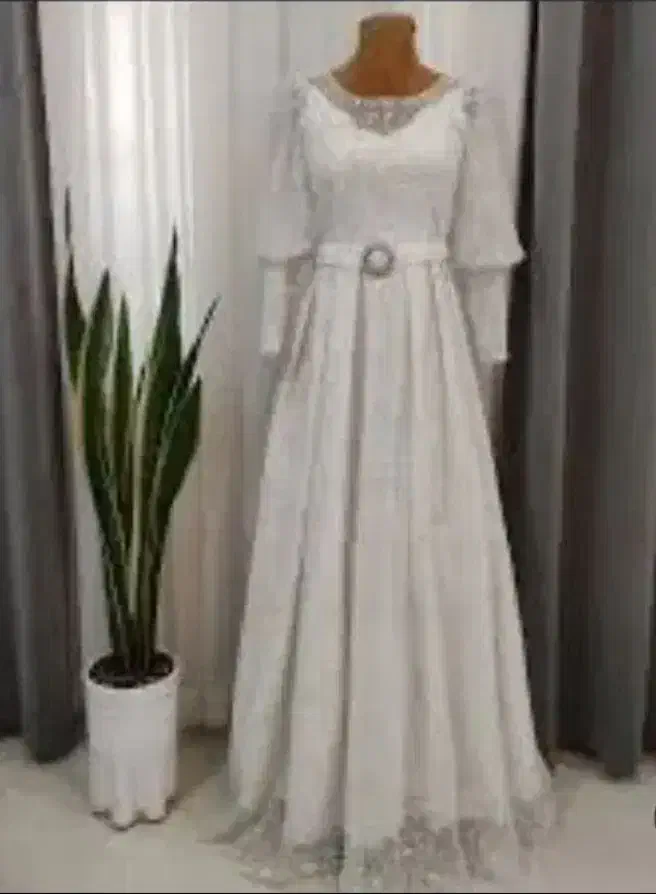 لباس عقد|لباس|قم, ولیعصر|دیوار