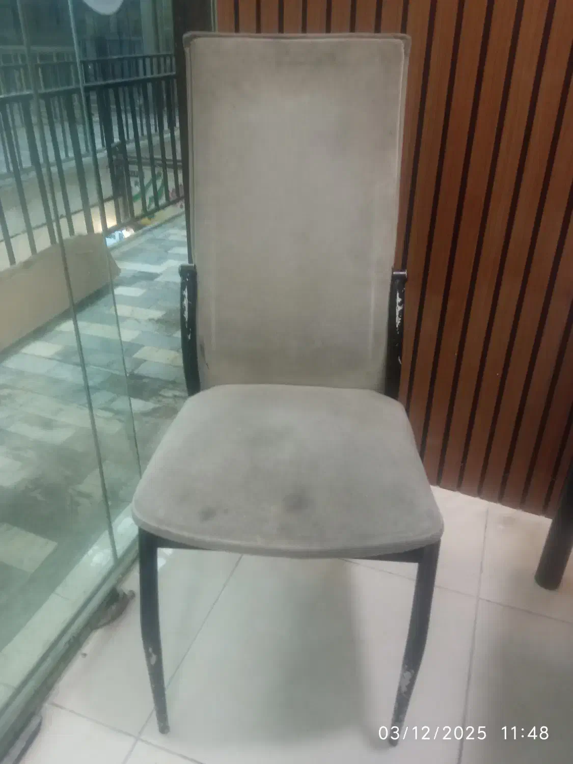 صندلی|میز و صندلی غذاخوری|رشت, بازار|دیوار