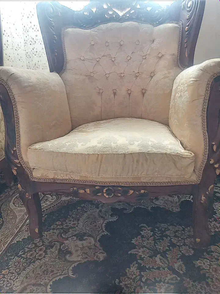 مبلمان 7نفره|مبلمان خانگی و میز عسلی|لاهیجان, بازکیاگوراب|دیوار