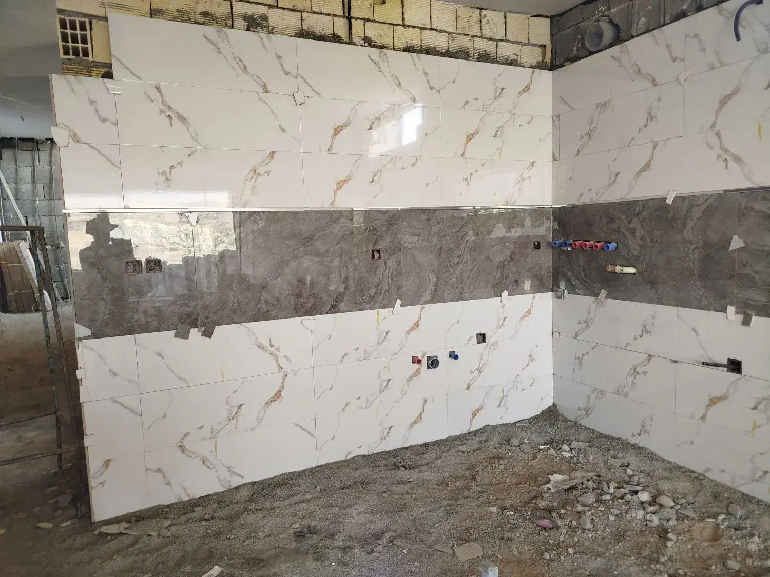 کاشی کاری|خدمات پیشه و مهارت|سی‌سخت, |دیوار