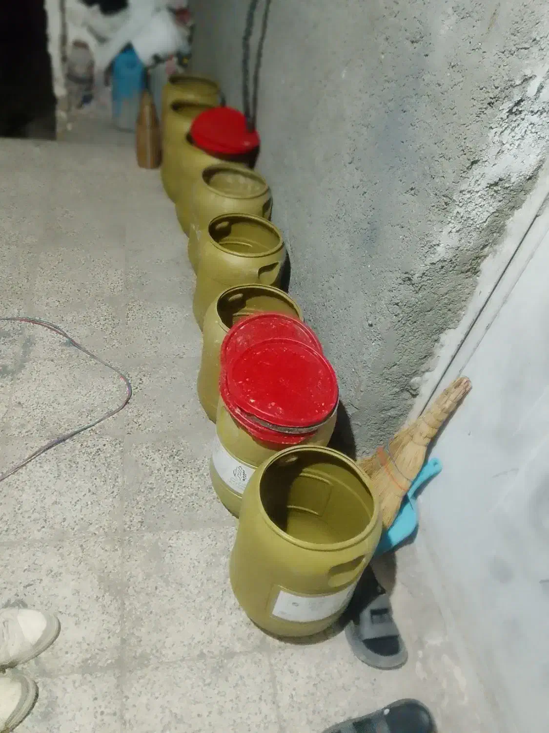 بیست لینتری برای لبنیات ترشی خیارشور|ظروف نگهدارنده، پلاستیکی، یکبارمصرف|بومهن, |دیوار