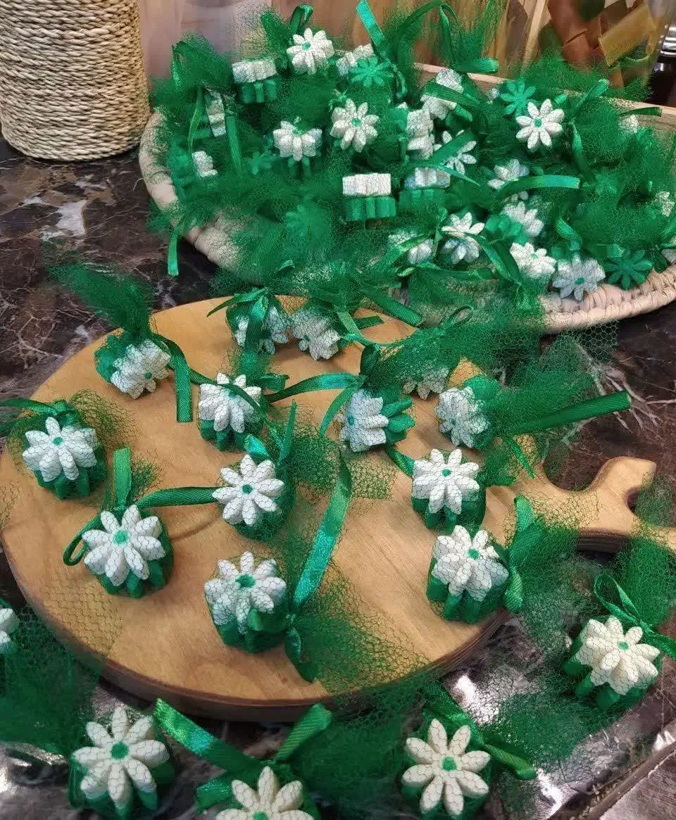 قند و نبات دمنوشی و رنگی|خوردنی و آشامیدنی|مشهد, تربیت (صدف)|دیوار