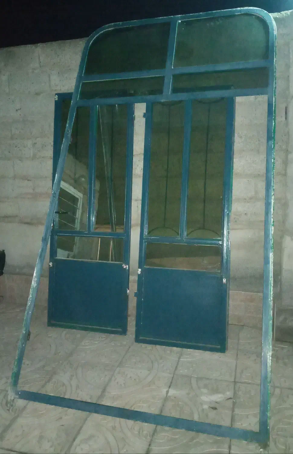 درب و پنجره آهنی|مصالح و تجهیزات ساختمان|پارس‌آباد, |دیوار