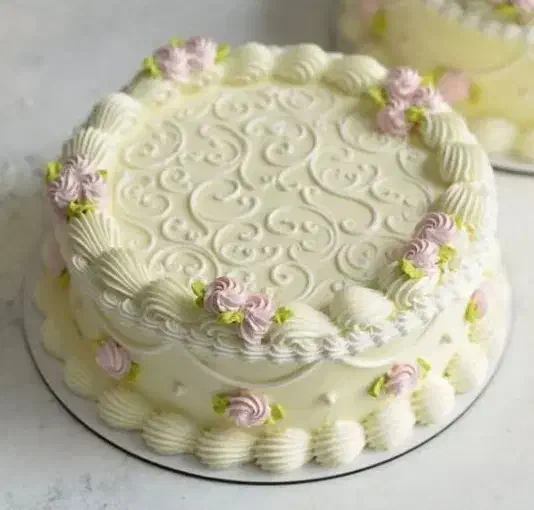 فروشنده خانم برای قنادی|استخدام بازاریابی و فروش|کرمانشاه, |دیوار