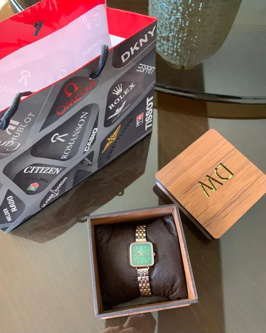 ساعت مچی زنانه Daniel Wellington مناسب برای هدیه|ساعت|تهران, شهرک آپادانا|دیوار