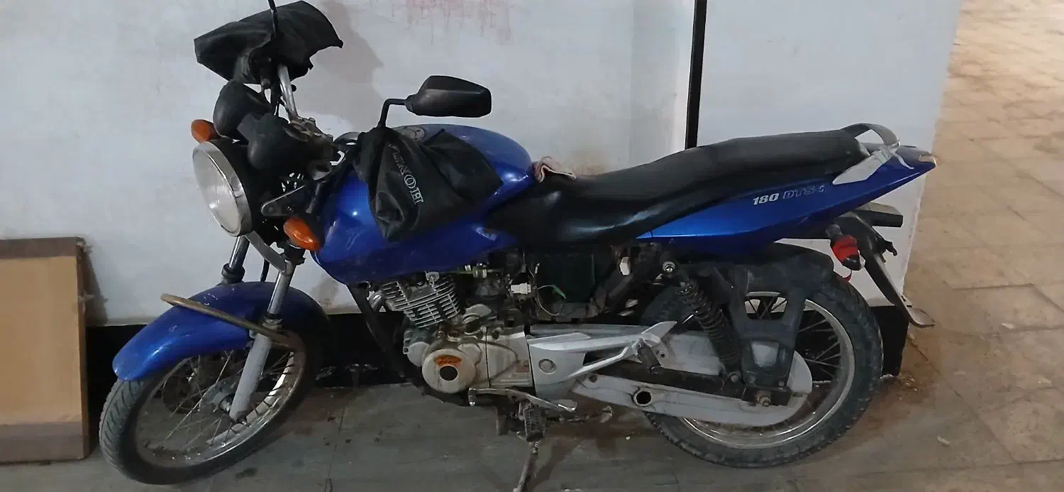 پالس پره ۱۸۰|موتورسیکلت|محمدشهر, شهرک پیام (مهرالبرز)|دیوار