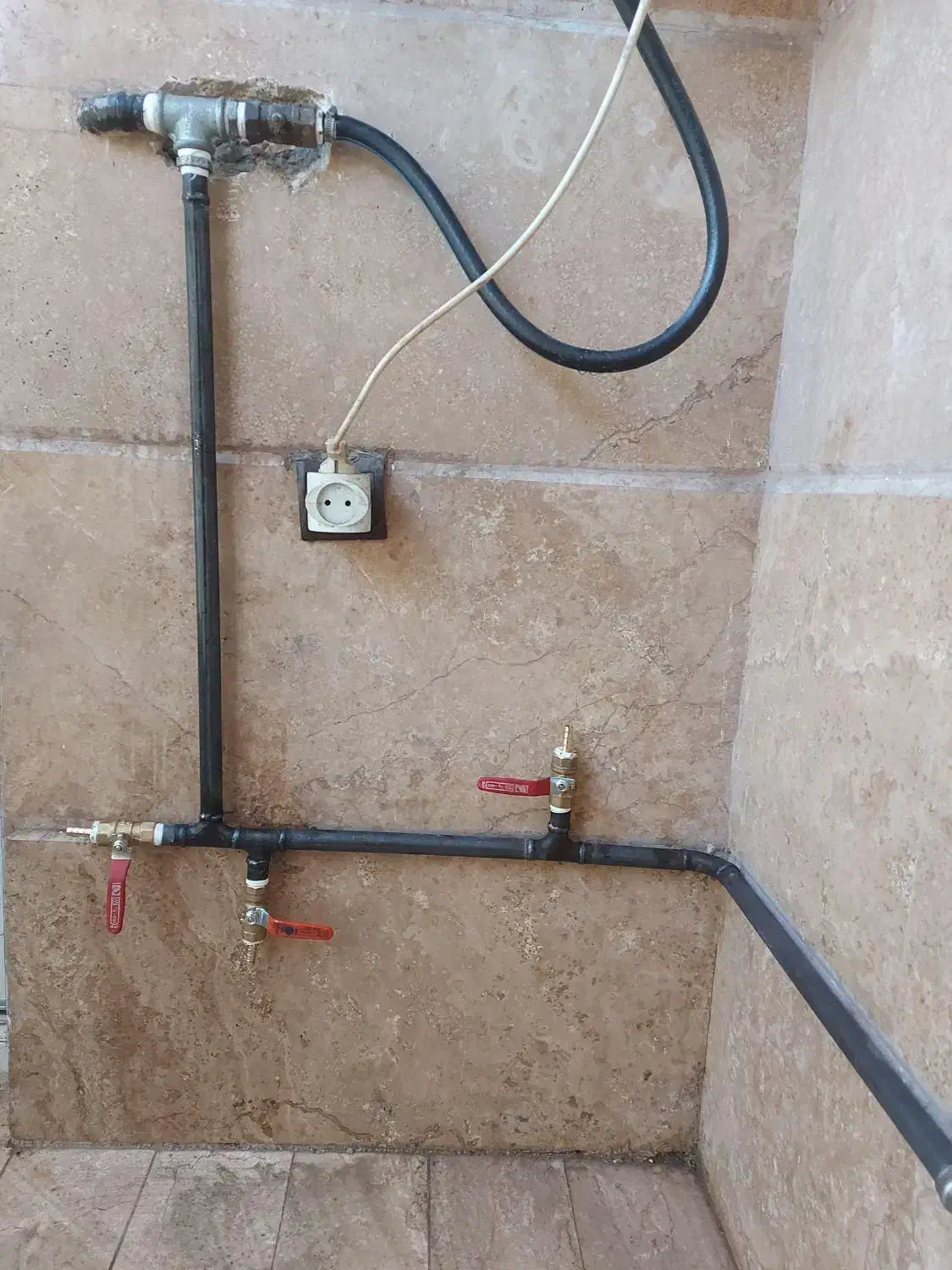 گاز رسانی .لوله کشی گاز . جوشکاری گاز . خرده کاری|خدمات پیشه و مهارت|مشهد, شهید معقول|دیوار