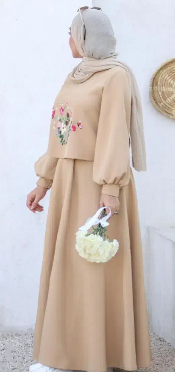 پیراهن زنانه|لباس|قدس, شهر‌قدس|دیوار