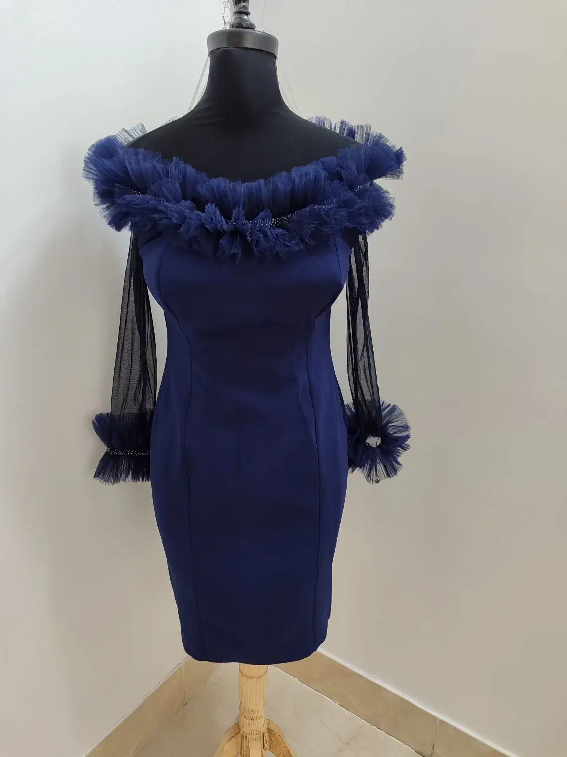 لباس مجلسی سایز ۴۲ نوی نو|لباس|تربت‌حیدریه, پیشکوه|دیوار