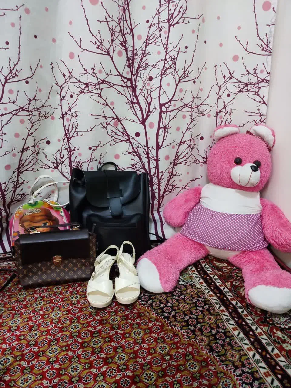 خرس|کفش و لباس بچه|تبریز, |دیوار