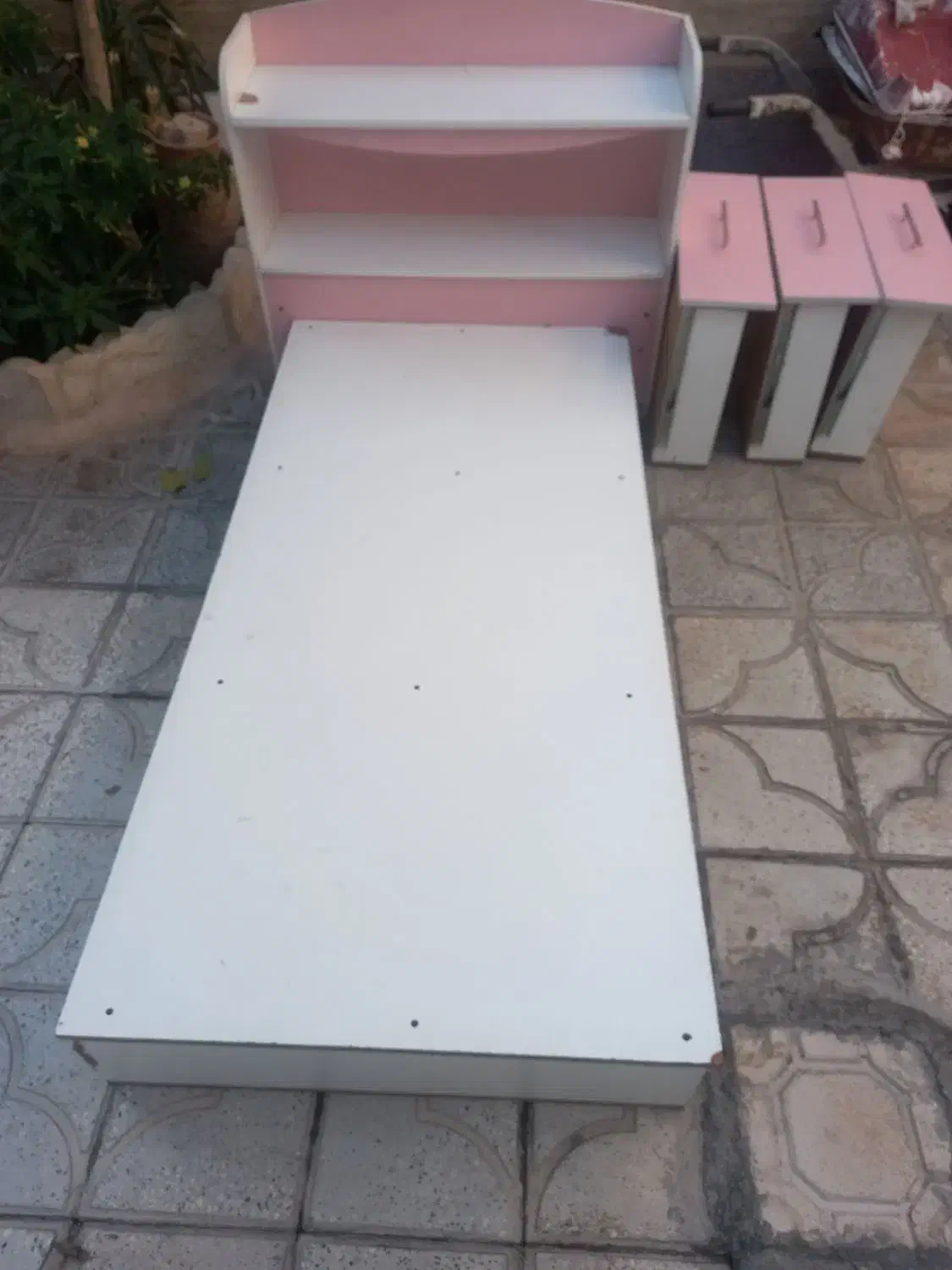 فروش تخت نوجوان|تخت و سرویس خواب|شیراز, تل حسینآباد|دیوار