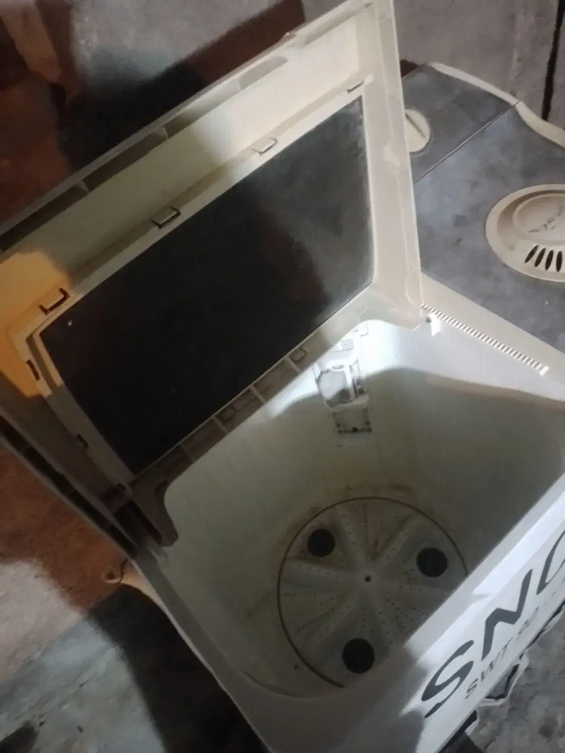 لباسشویی دوقلو اسنوا،۸گیلویی سالم|ماشین لباسشویی و خشککن لباس|گرمسار, |دیوار