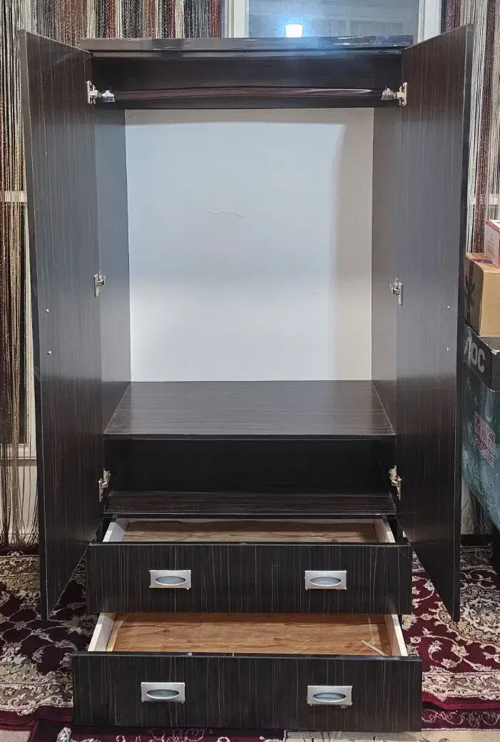 کمد لباس|جاکفشی، کمد، دراور|قم, نیروگاه|دیوار