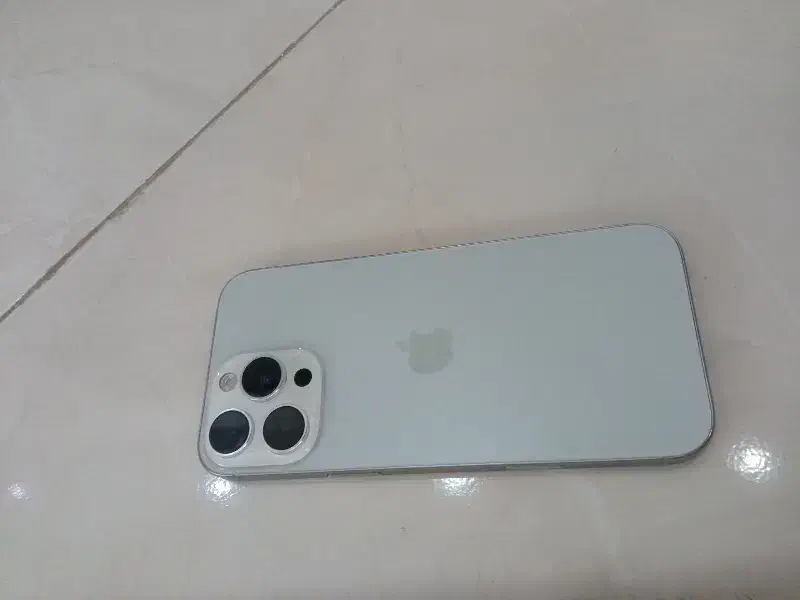 ایفون 16 پرومکس طرح|موبایل|مشهد, چهارچشمه|دیوار