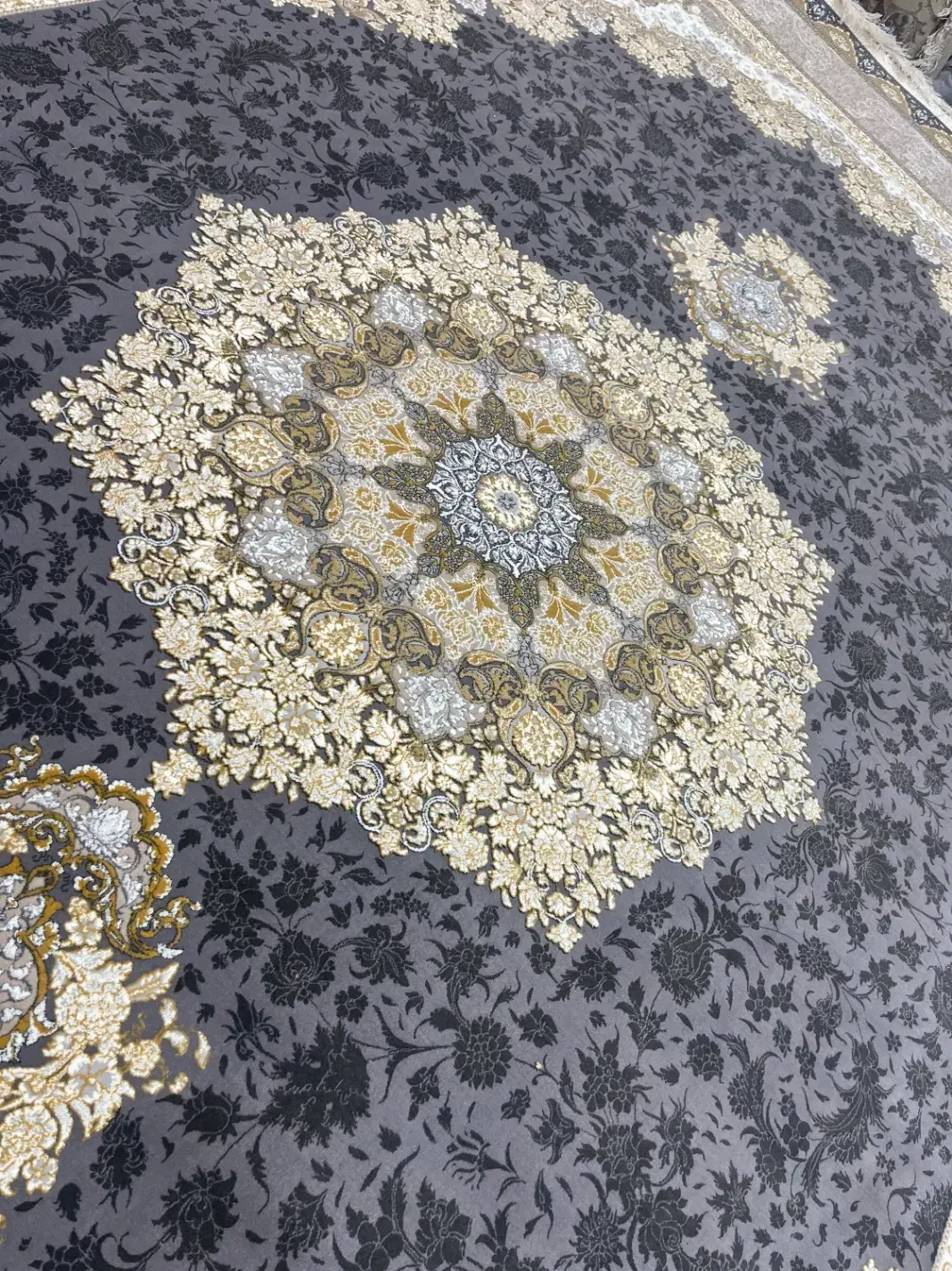 دوجفت فرش ۱۲۰۰شانه ۶متری نو اکبند|فرش|خوی, |دیوار