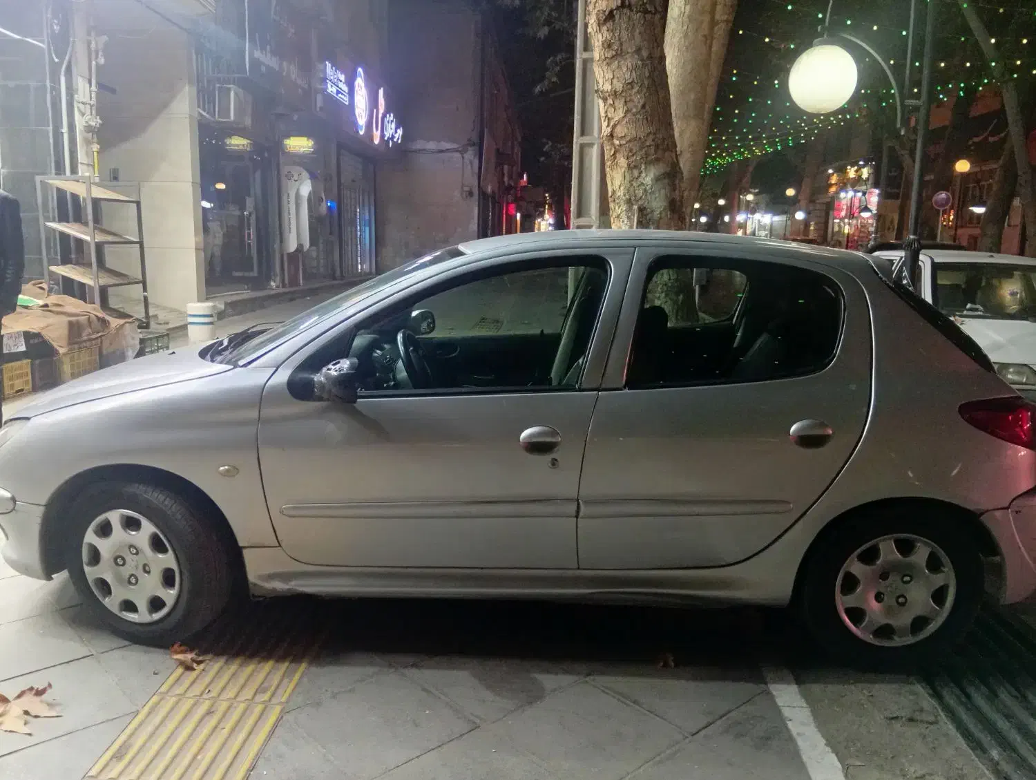 ماشین 206مدل 82تیپ 2|خودرو سواری و وانت|طرقبه, |دیوار