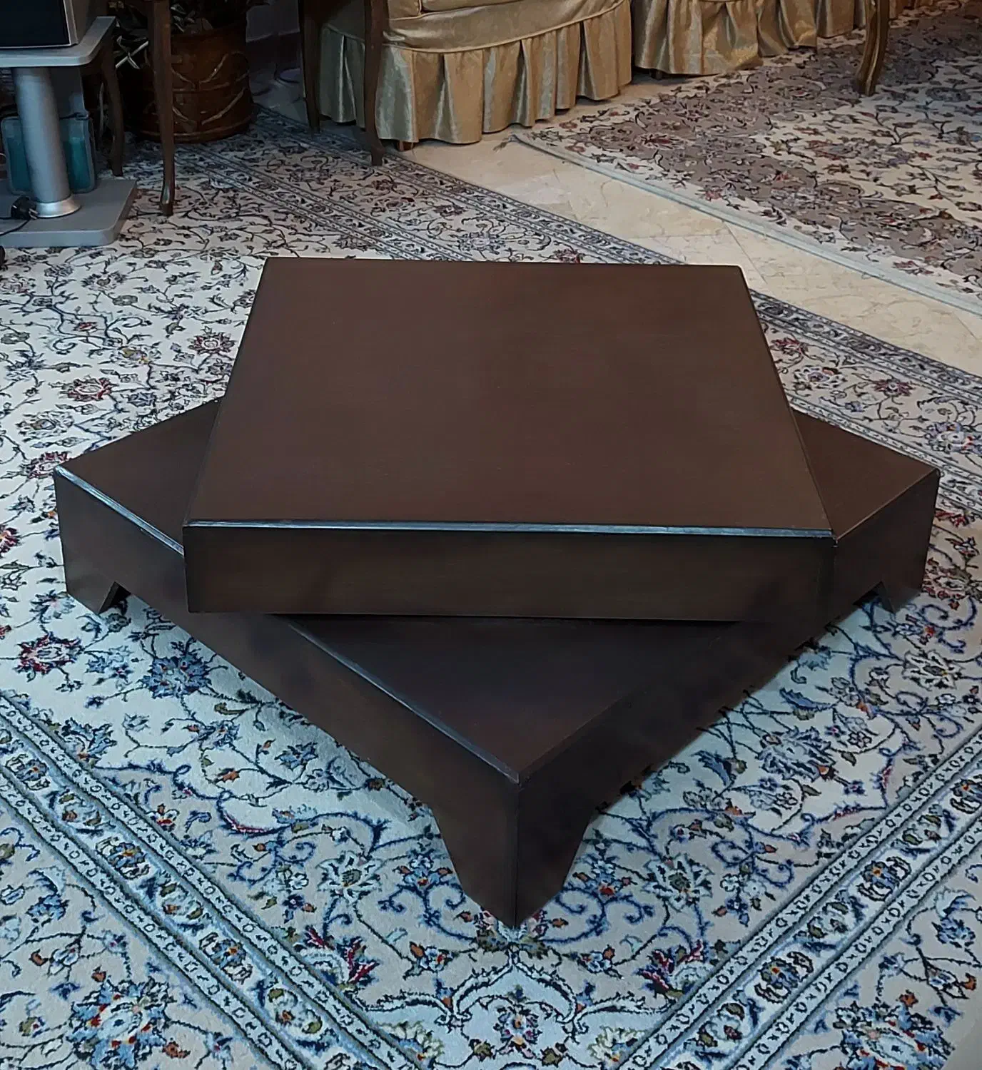 میز چرخشی و گردون جلو مبلی|مبلمان خانگی و میز عسلی|تهران, اباذر|دیوار