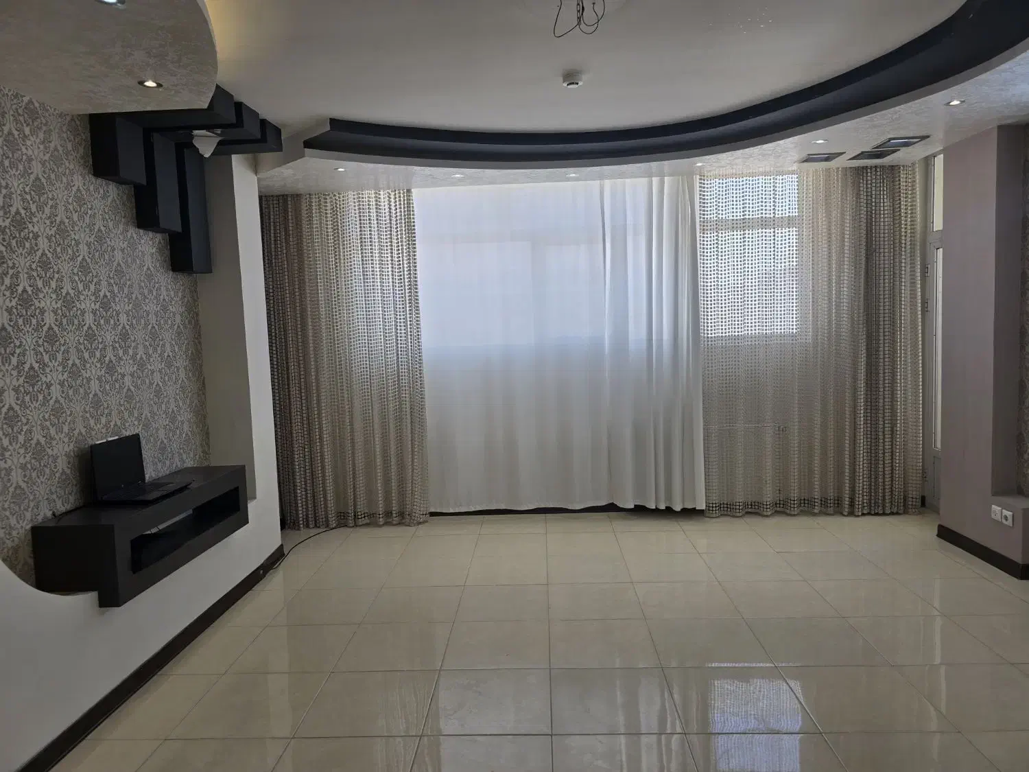 اپارتمان نقلی ۱۰۰متری|فروش آپارتمان|خمینیشهر, |دیوار