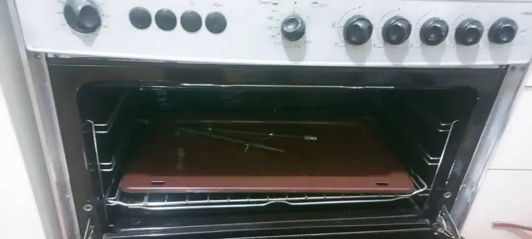 اجاق گاز به همراه فر و چراغ فعال|اجاق گاز و لوازم برقی پخت‌وپز|تهران, افسریه جنوبی|دیوار