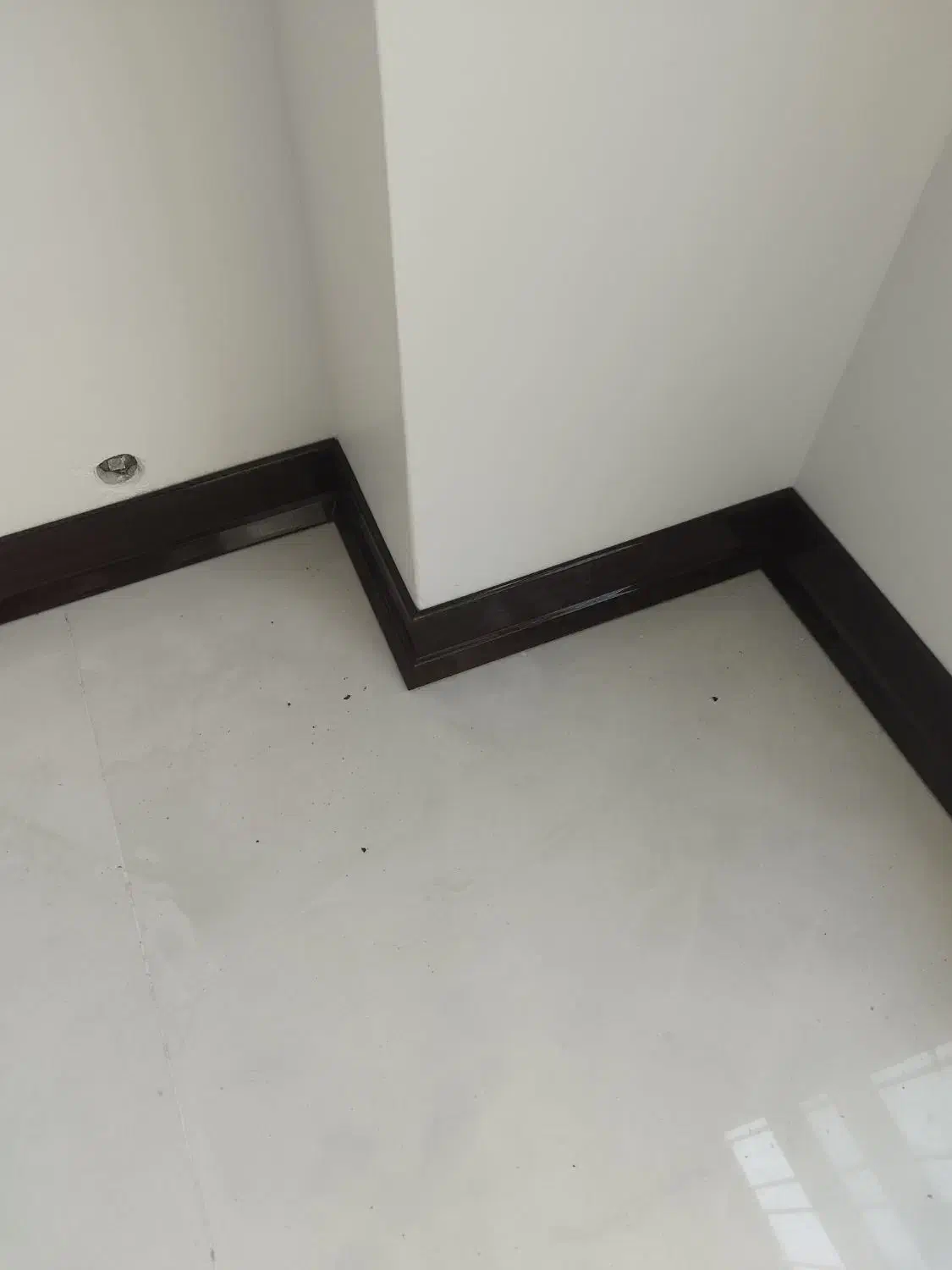 فروش و نصب قرنیز ،پارکت،قاببندی،تی وی وال|خدمات پیشه و مهارت|تهران, نیروی دریایی|دیوار