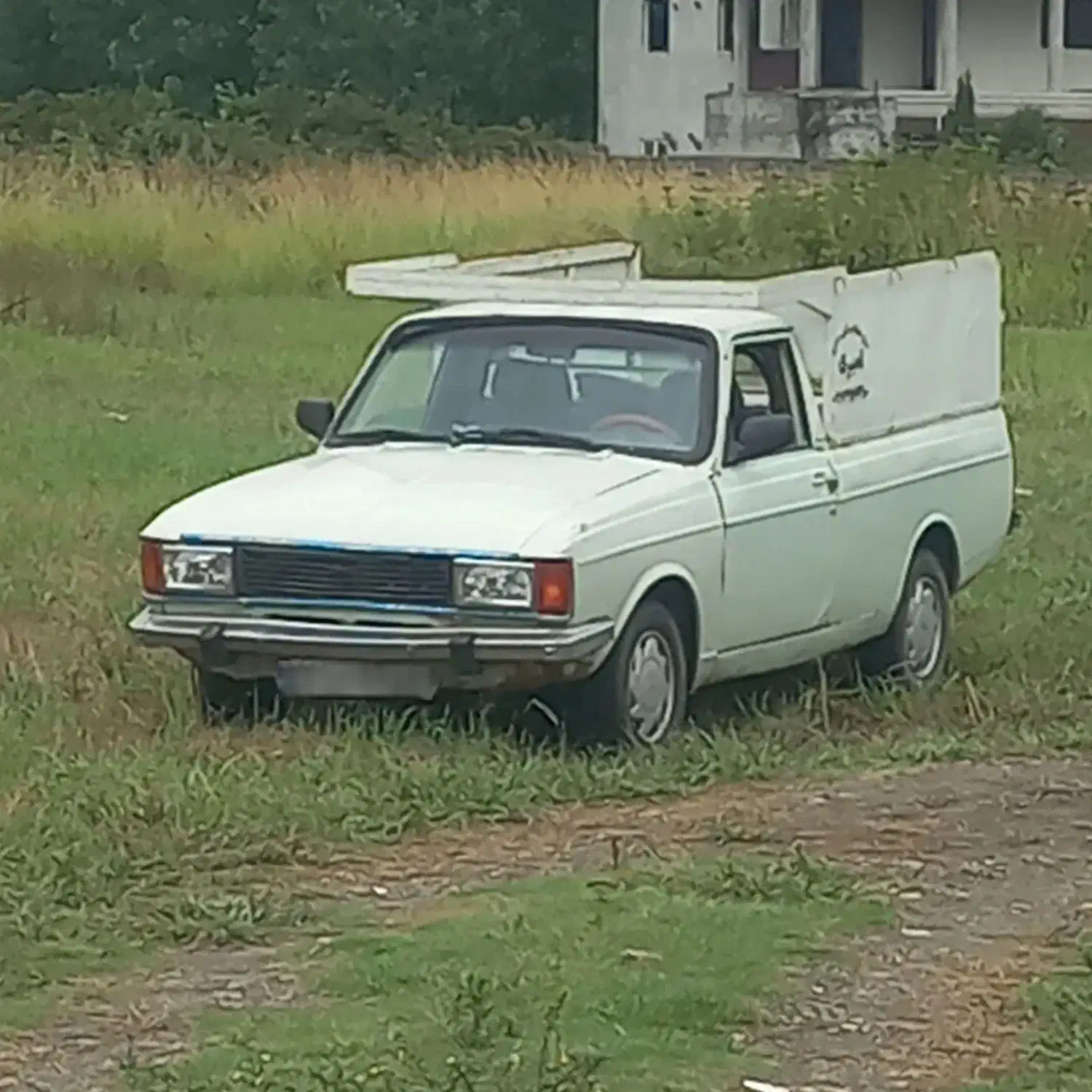 پیکان وانت مدل۹۳|خودرو سواری و وانت|آزادشهر, |دیوار