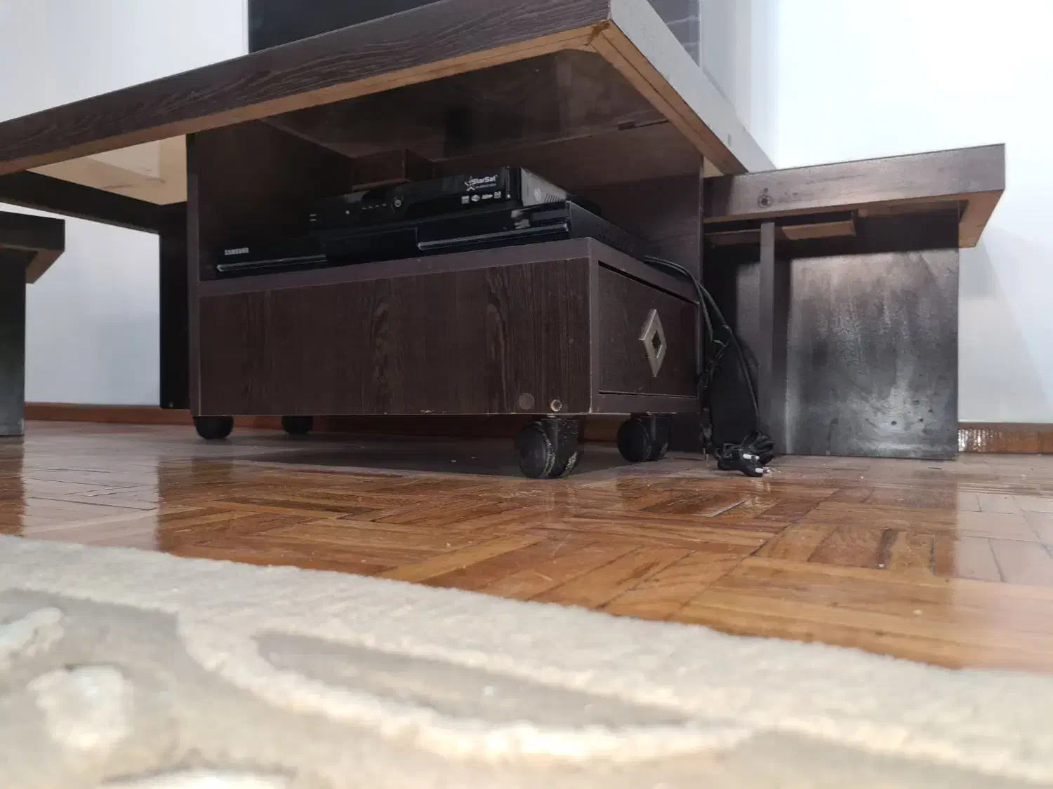 میز جلو مبلی و ۲ عدد عسلی MDF|مبلمان خانگی و میز عسلی|تهران, یوسف‌آباد|دیوار