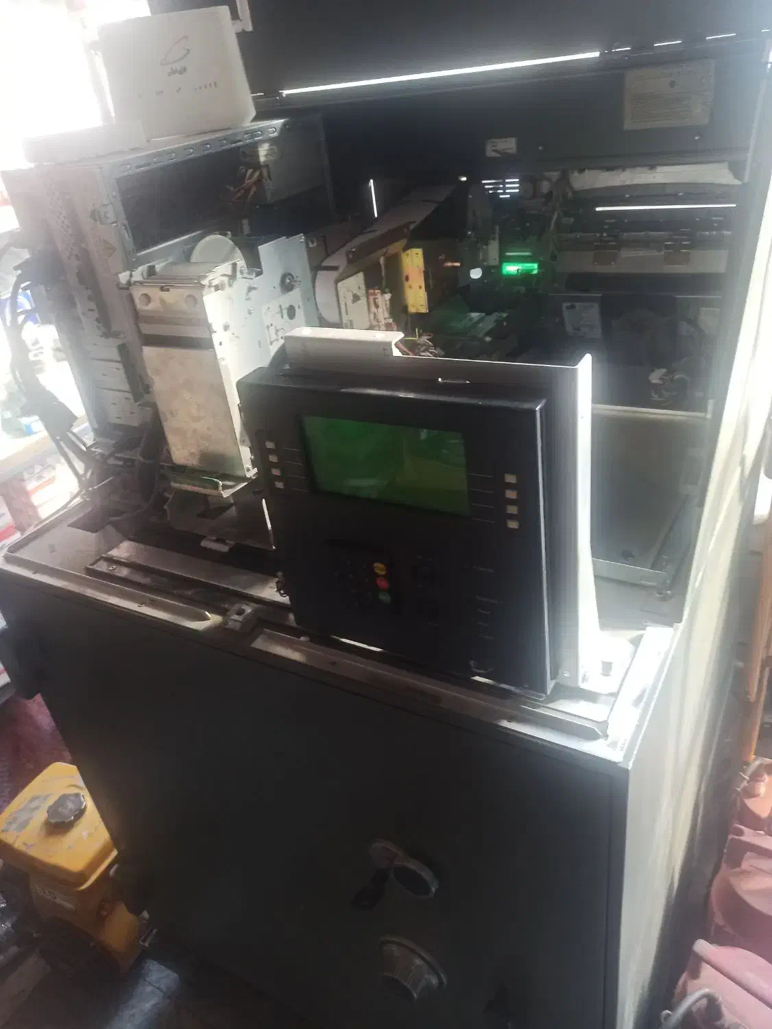 دستگاه خودپرداز ncr|فروشگاه و مغازه|کامیاران, |دیوار