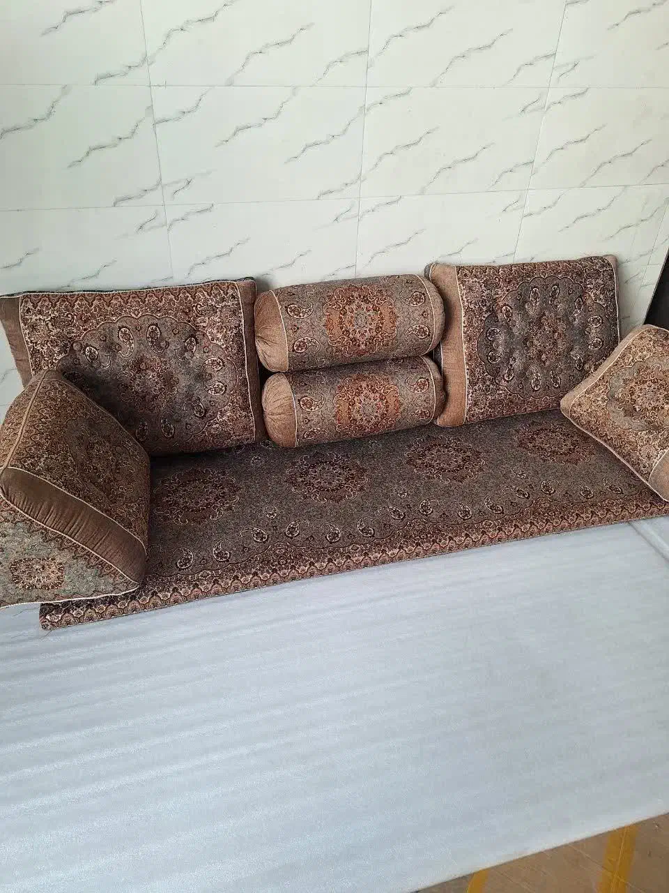 سرویس ست شاه‌نشین|پشتی|کرمان, |دیوار