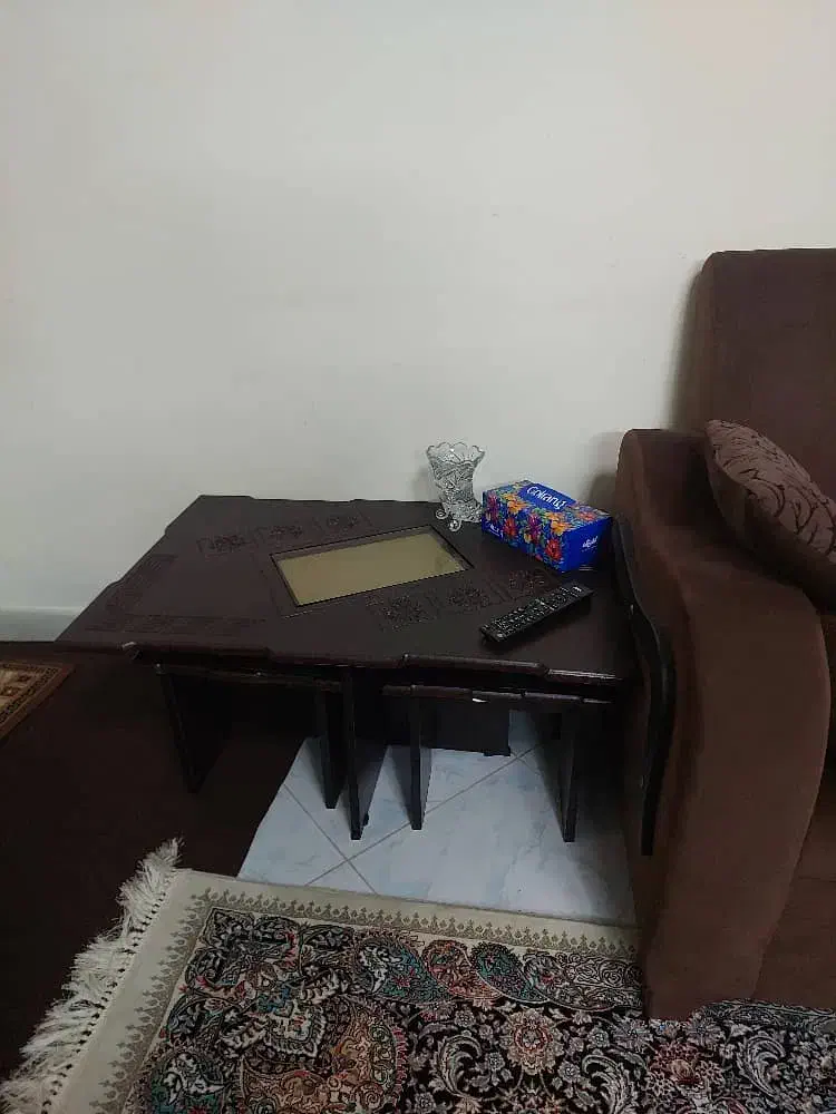 باسلام حراج وسایل تمیز وسالم|مبلمان خانگی و میز عسلی|رشت, کوی بیانی|دیوار