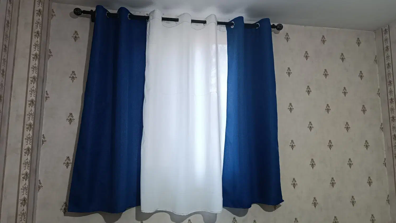 تعدادی پرده کاملا نو بلند و کوتاه جدید|پرده، رانر، رومیزی|مشهد, سیس‌آباد|دیوار